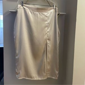 PRETTY LITTLE THING Midi satin skirt with slit size 12